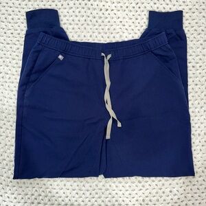 FIGS Tansen *TALL* Jogger Scrub Pants 
(Purchased as Men Style)